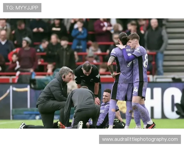 利物浦进攻宽度受限,整体效率下滑已逐步反映在比赛表现中 利物浦进攻宽度受限,整体效率下滑已逐步反映在比赛表现中